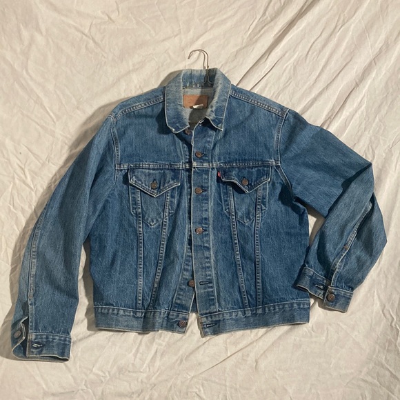 Vintage Levi’s Denim Jacket 44M - Picture 1 of 6